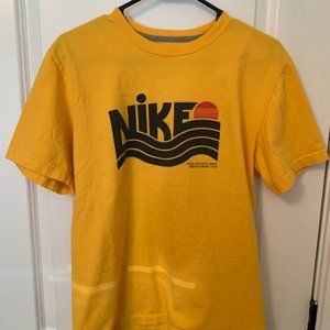 Nike T Shirt